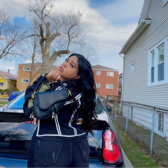 Asymmetric Jacket/Top - Picture 4 of 9